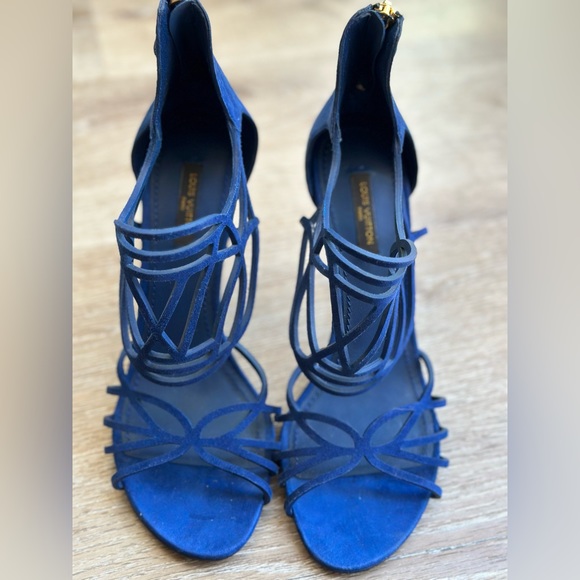 Louis Vuitton caged blue suede Stilletos . Never worn. Rare. - Picture 1 of 6
